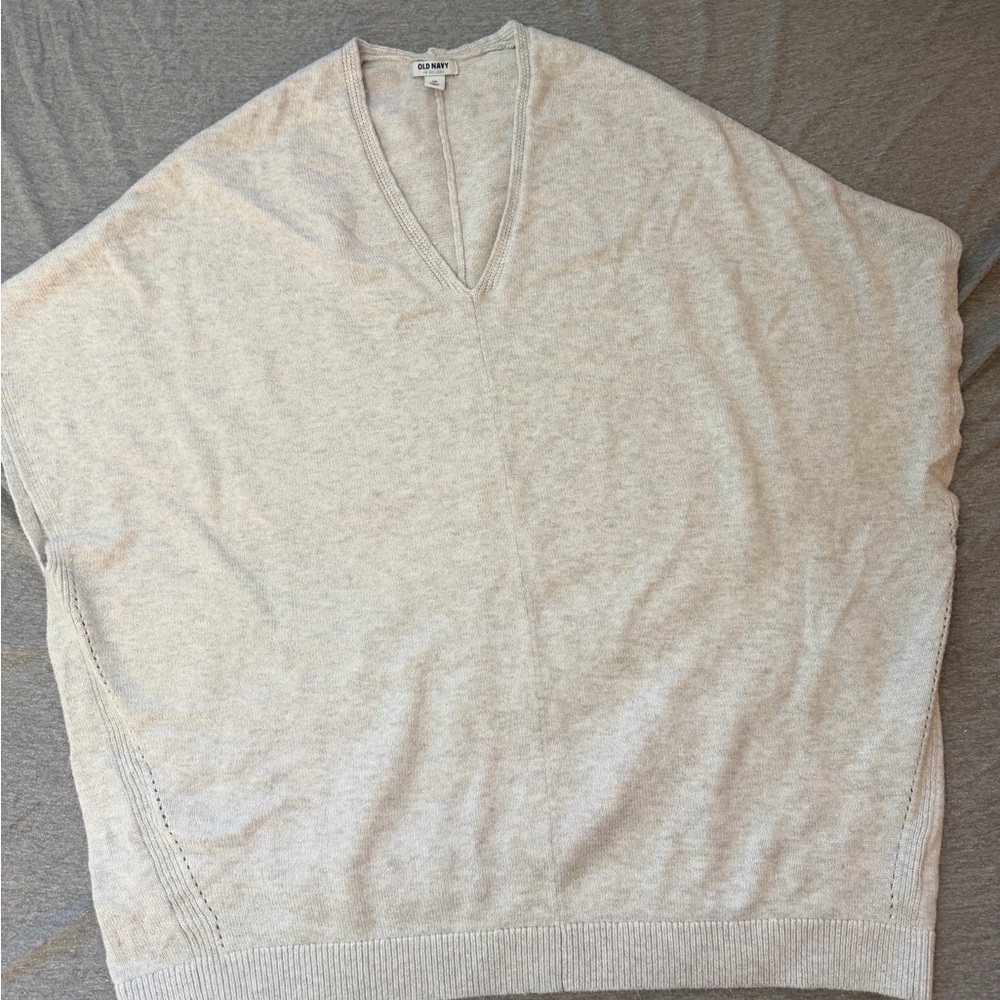 Old Navy Women’s Oversized V Neck Layering Sweater